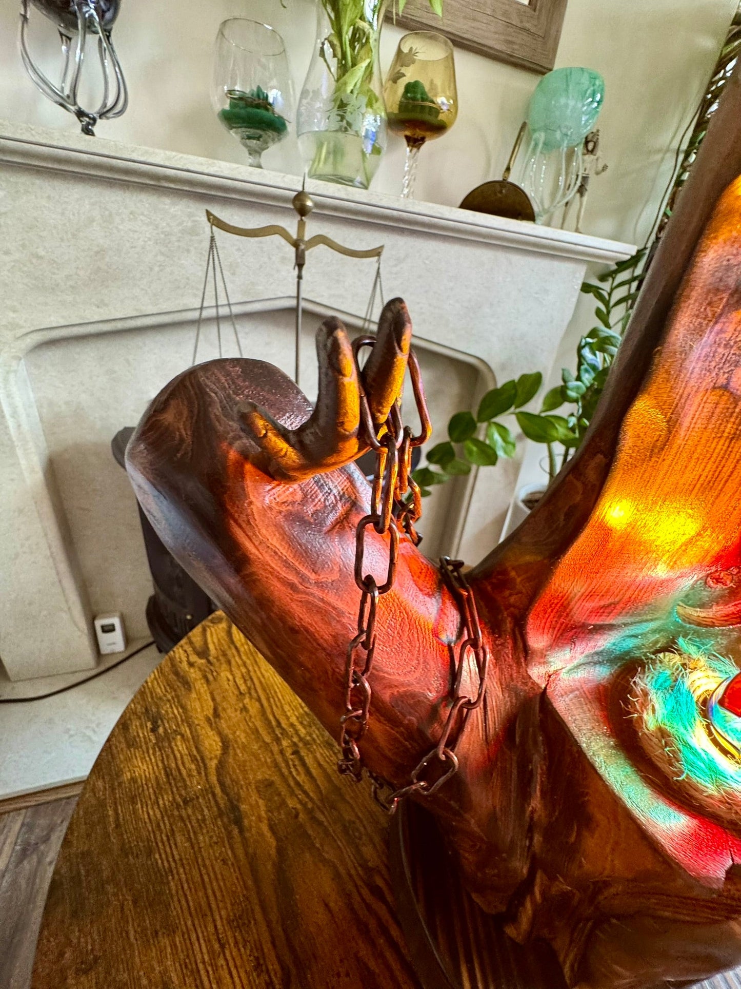 lampe en bois fabriquée à la main